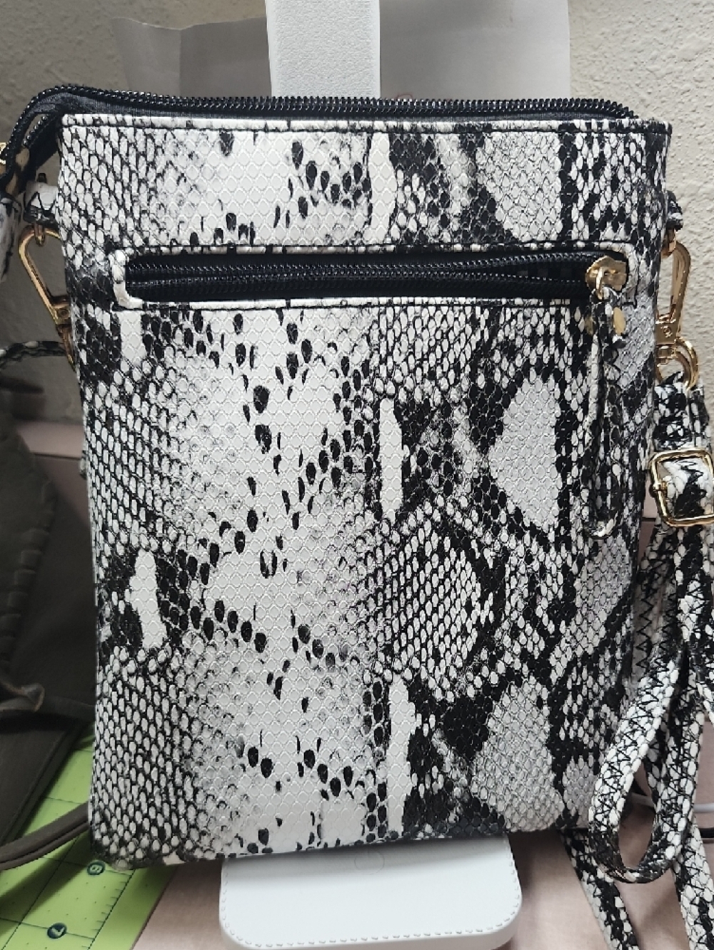 White & Black Snake-Print Crossbody Bag with Gold Emblem - Picture 5 of 5